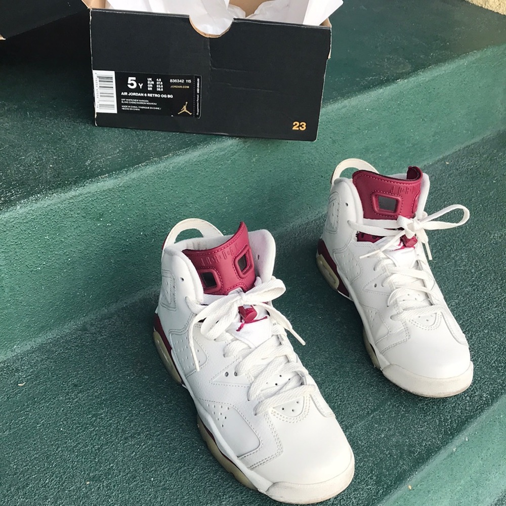 Air Jordan Maroon 6 Retro